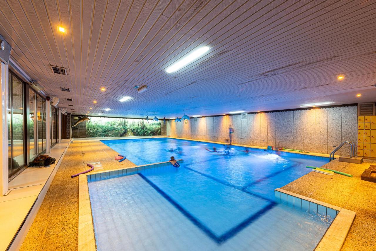 Vakantiepark Wilhelm Tell Superieur Chalet Opglabbeek المظهر الخارجي الصورة